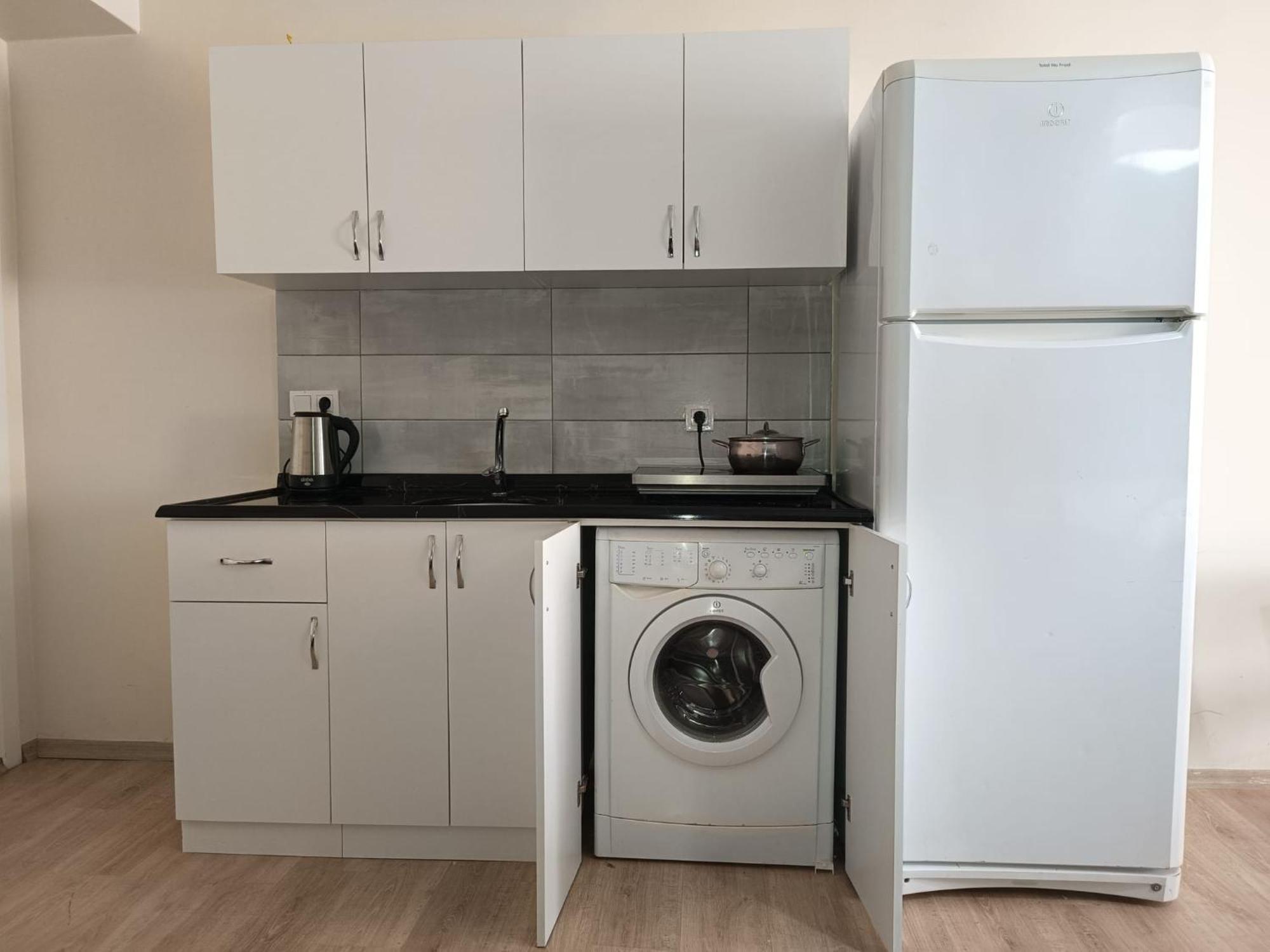 White Crown Apartman Ve Yasam Merkezi Estambul Exterior foto